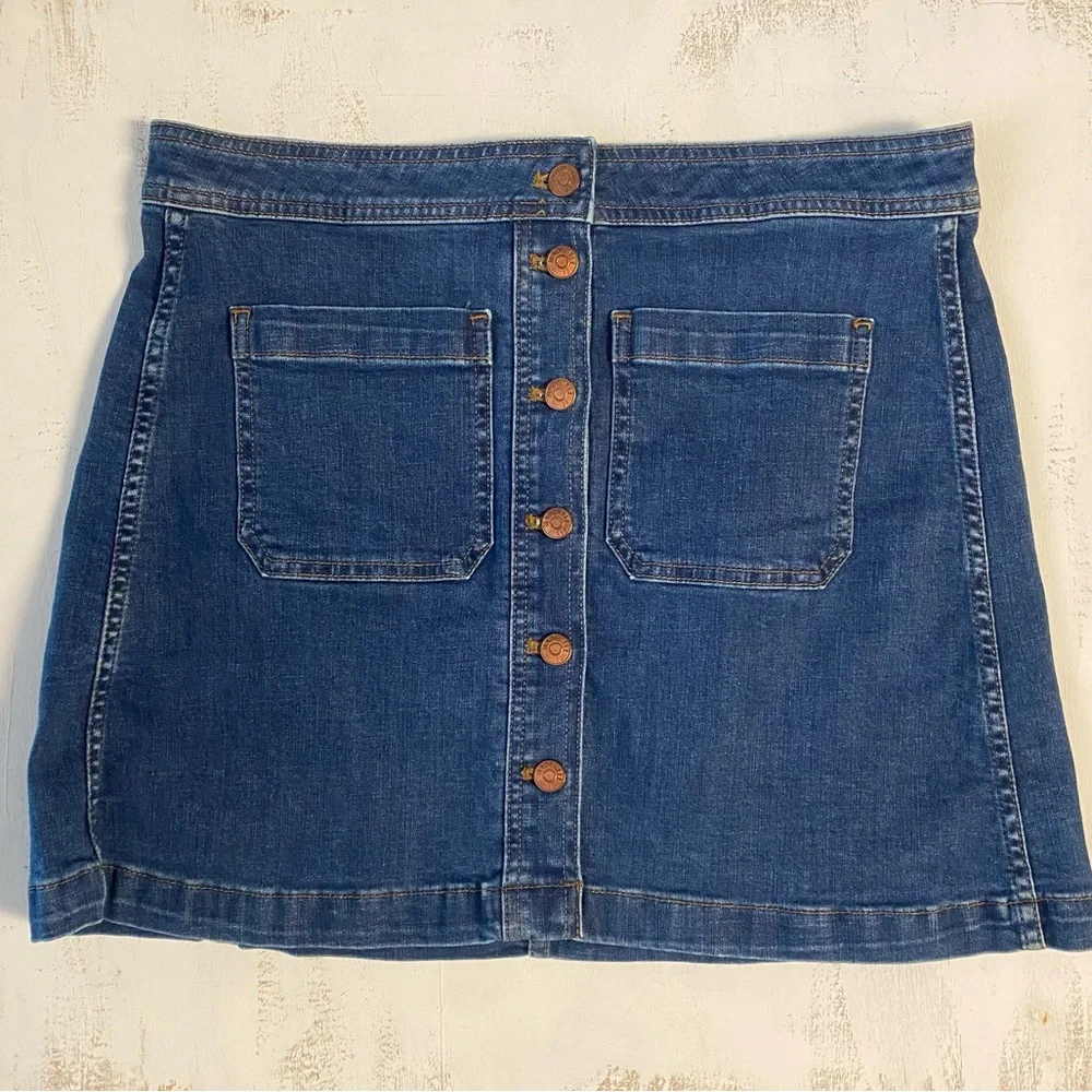 Madewell Button Front Patch Pocket Mini Skirt - Picture 4 of 7